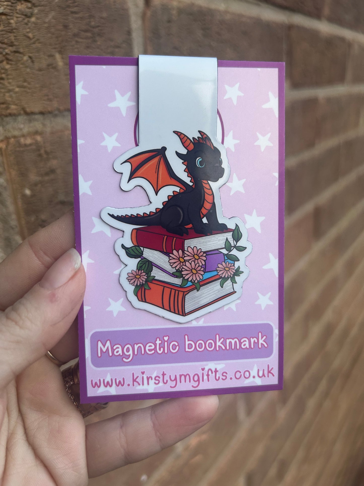 Dragon on books onyx storm Magnetic bookmark